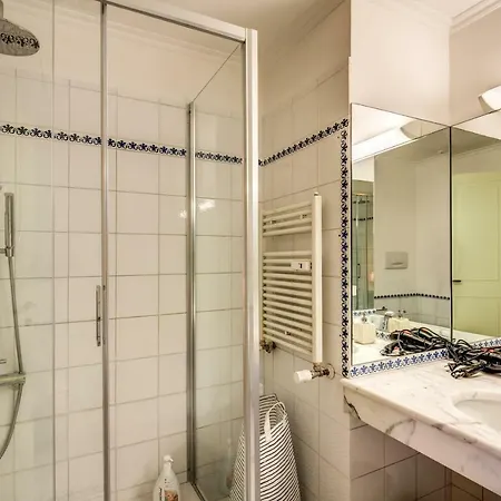 Huge Elegant Flat In Vatican Area *