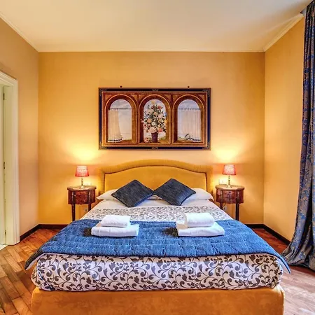 Huge Elegant Flat In Vatican Area