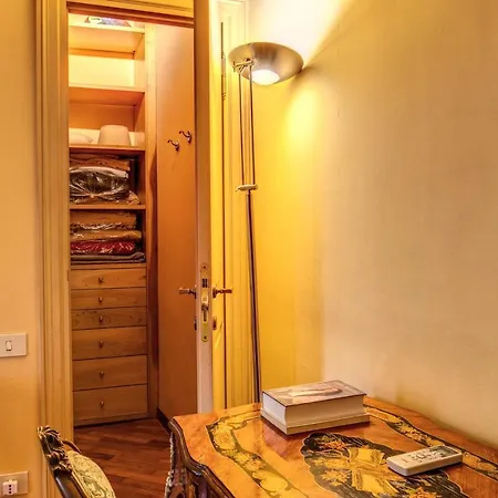 Huge Elegant Flat In Vatican Area *